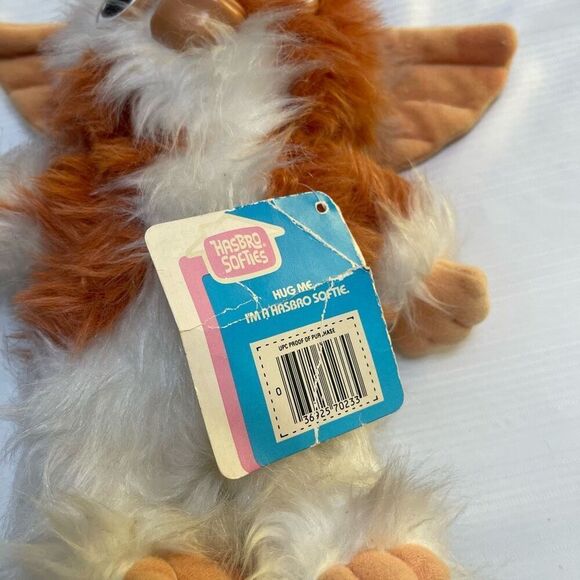 Vintage Gremlins GIZMO Hasbro Softies Plush Squeaker 1984 With Tag NOS - Picture 3 of 8
